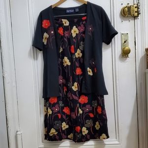 Skirt and jacket/ sweater set.Sz L.